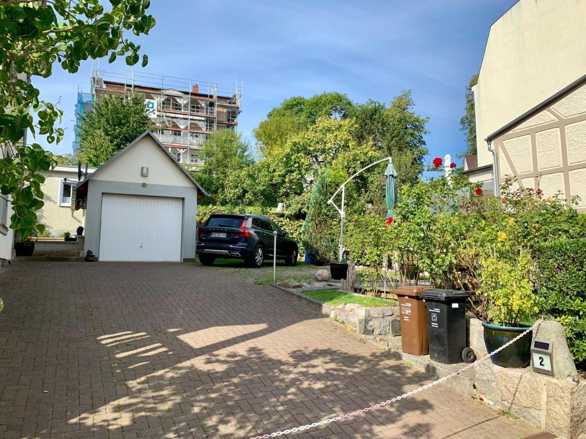 Villa-Rosengarten-Ferienwohnung-Baumhaus-Mit-Seeblick ซาสนิทซ์ ภายนอก รูปภาพ